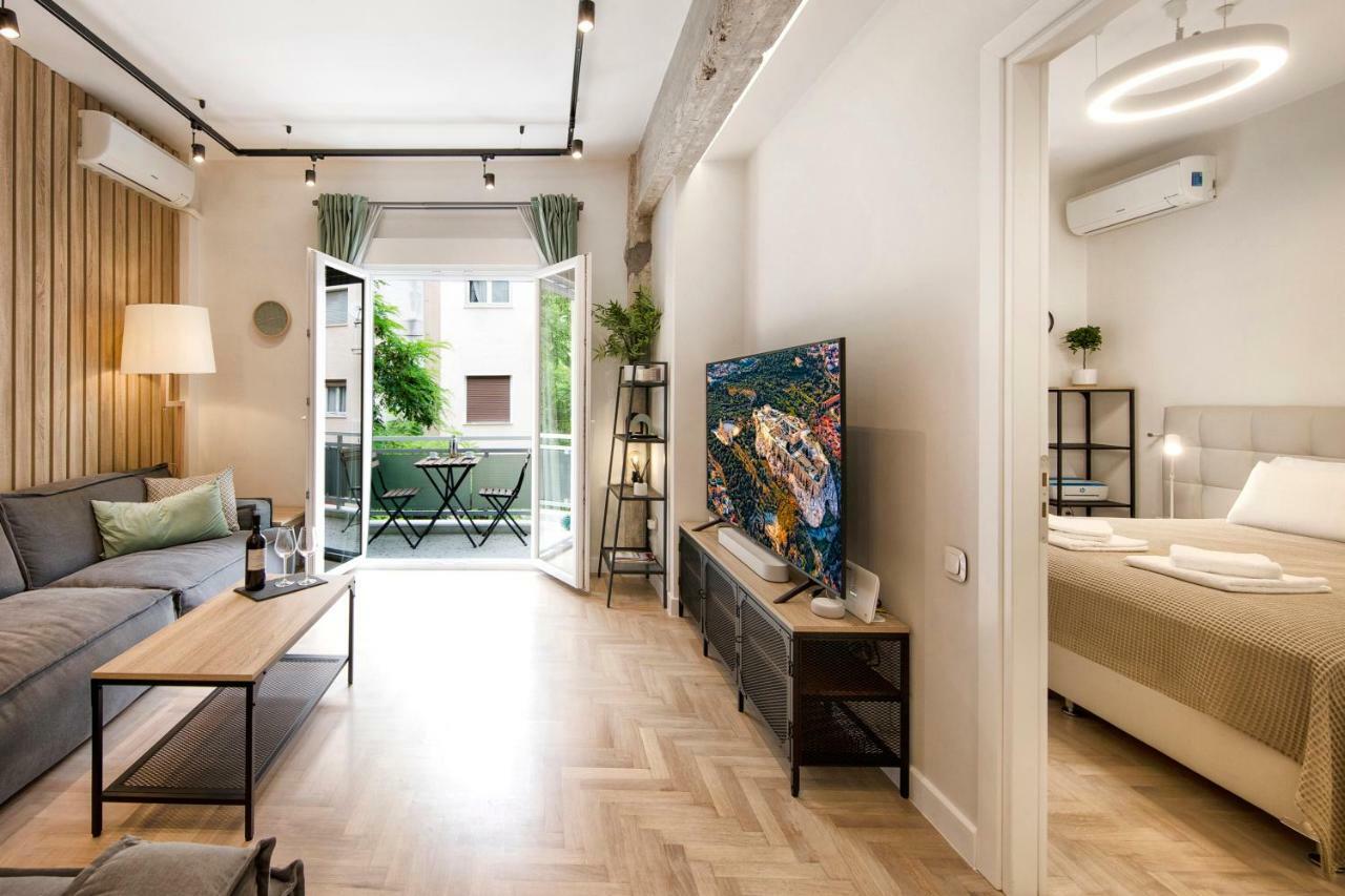 Stunning Αpartment Ιn Τhe Heart Athens. Lejlighed Eksteriør billede