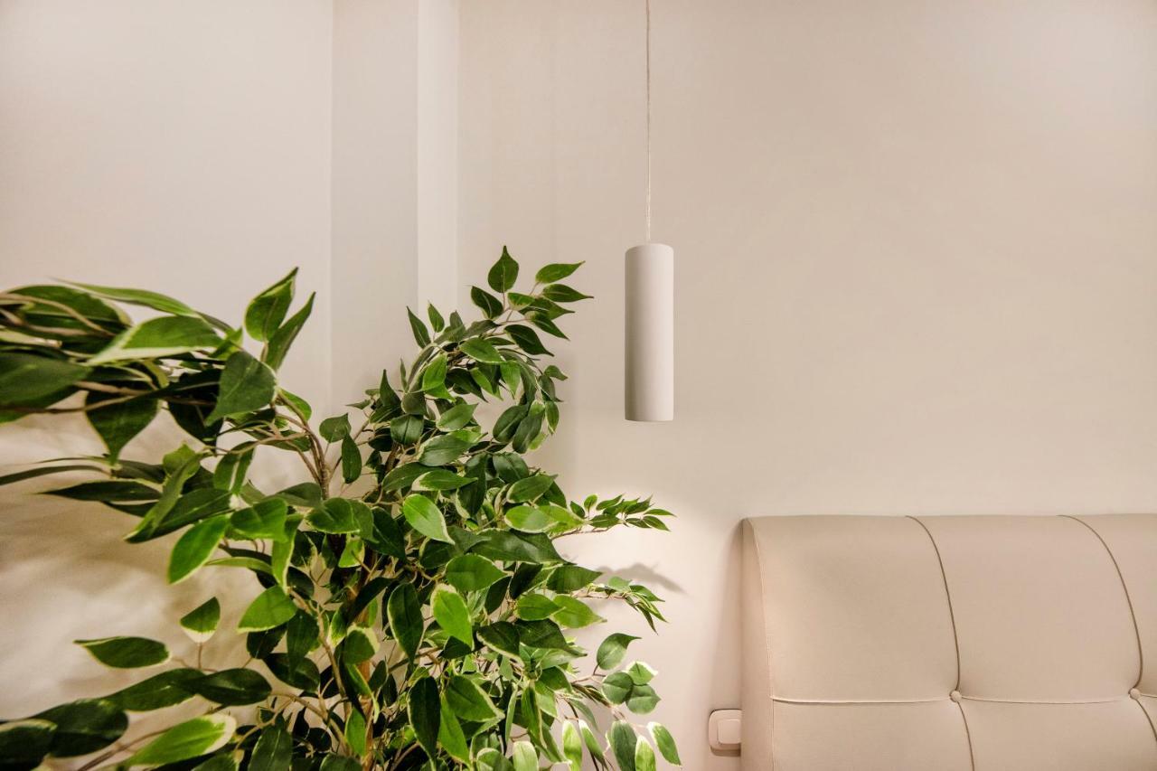 Stunning Αpartment Ιn Τhe Heart Athens. Lejlighed Eksteriør billede