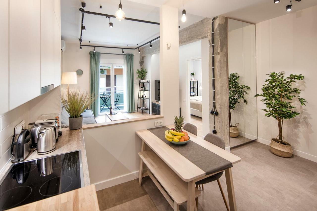 Stunning Αpartment Ιn Τhe Heart Athens. Lejlighed Eksteriør billede