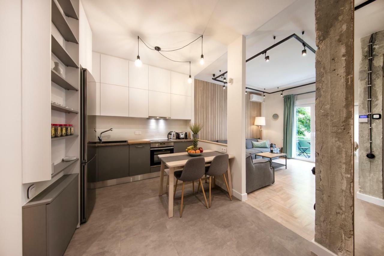 Stunning Αpartment Ιn Τhe Heart Athens. Lejlighed Eksteriør billede