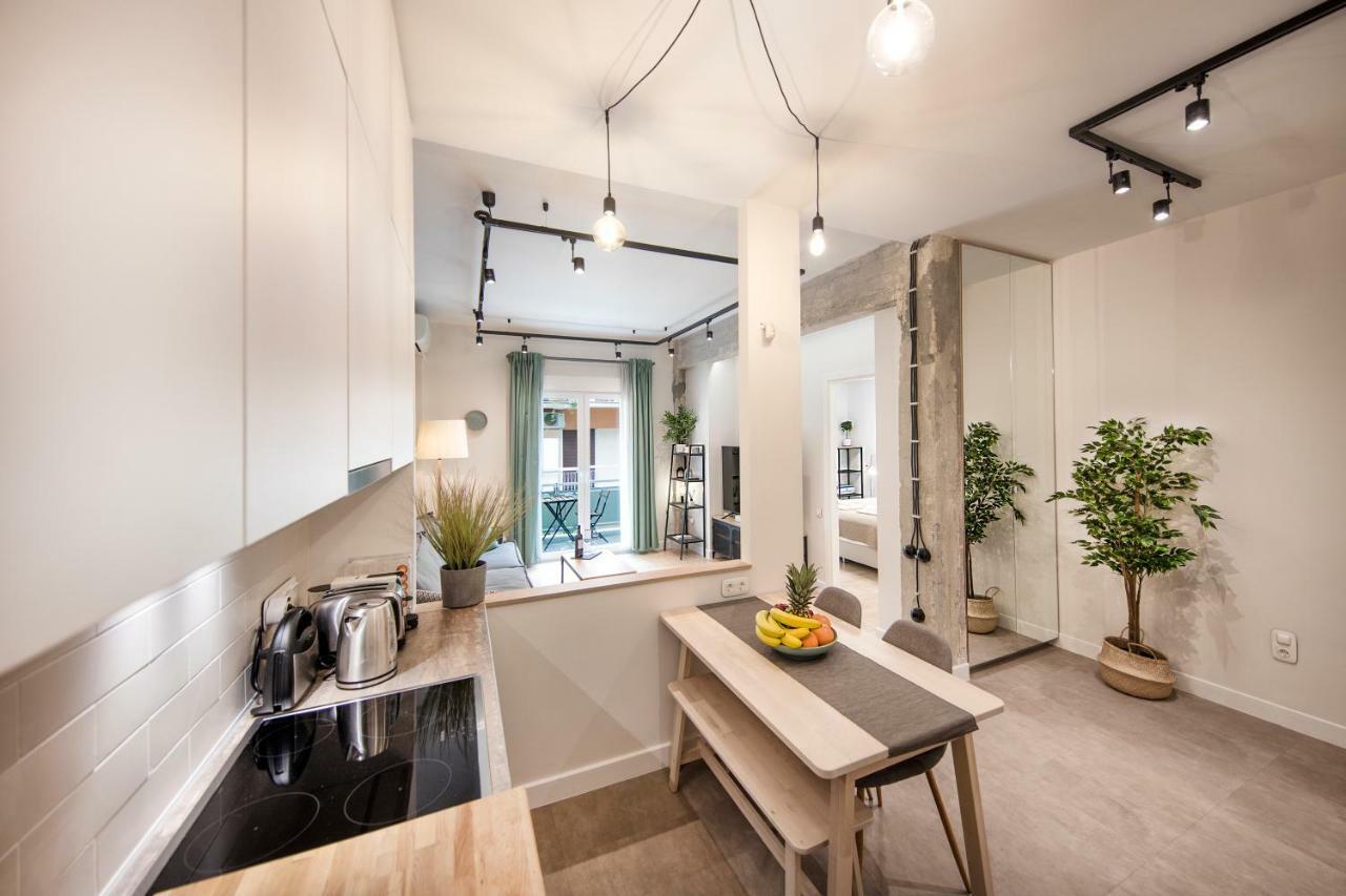 Stunning Αpartment Ιn Τhe Heart Athens. Lejlighed Eksteriør billede